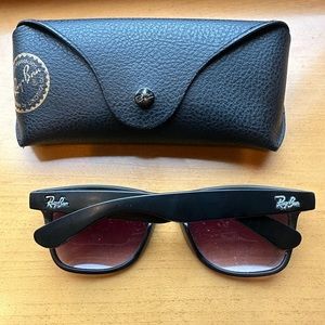 RAY BAN matte black wayfarers